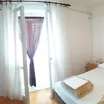 招待所 Batosic 3*