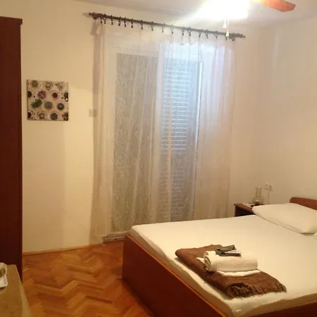 Batosic Casa de hóspedes Makarska