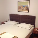 Guest house Batosic